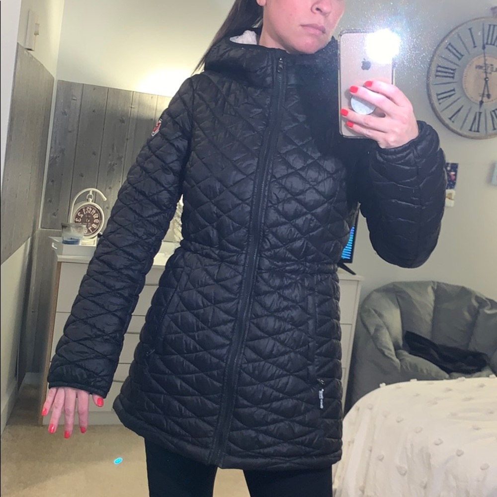 Faux fuzzy rain coat!🌂🧤🧣